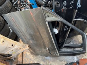 Ford S-Max Titanium 2012-2015 LF Door Complete