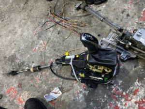Volvo XC60 P4 2013-2017 Gear Shifter Cable Set