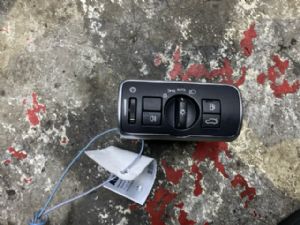 Volvo XC60 P4 2013-2017 Headlight Switch