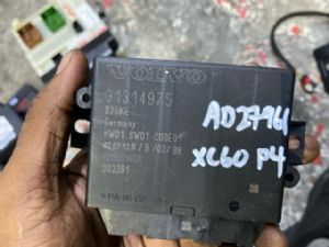 Volvo XC60 P4 2013-2017 LR Door Control Module