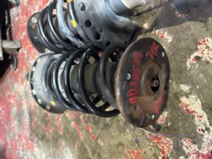 Volvo XC60 P4 2013-2017 RF Shock Absorber
