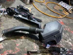 Volvo XC60 P4 2013-2017 Air Cleaner Assembly EFI Air Box