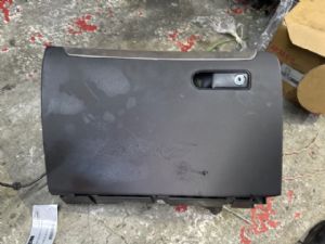 Mercedes-Benz GLC 300 C253 2015-2019 Glove Box