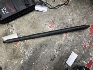 Mercedes-Benz GLC 300 C253 2015-2019 R Tailgate Strut (Self Opening)