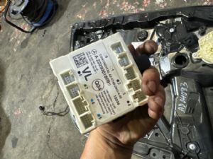 Mercedes-Benz C Class W205 2014-2018 LF Door Control Module