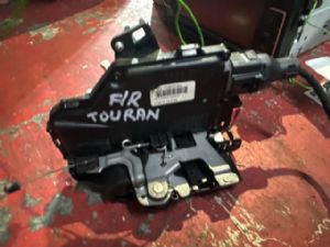 Volkswagen Touran 1.4 1T3 2010-2015 LR Door Actuator