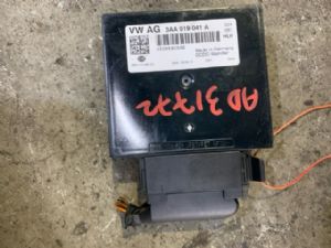Volkswagen Touran 1.4 1T3 2010-2015 Voltage Stabilizer Module