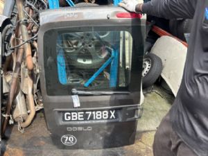 Fiat Doblo 263 2015-on L Tailgate
