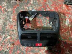 Fiat Doblo 263 2015-on Dash Vent Surround Centre
