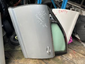Jaguar XF Series X250 2011-2015 LF Door Complete