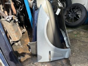 Jaguar XF Series X250 2011-2015 RF Guard/Fender