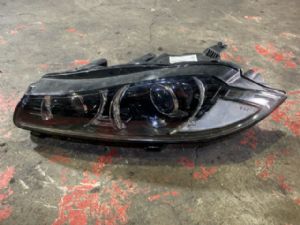 Jaguar XF Series X250 2011-2015 L Headlight (HID)