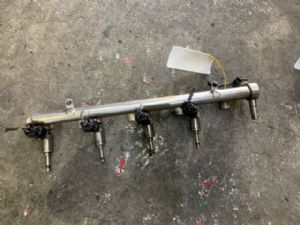 Jaguar XF Series X250 2011-2015 Fuel Injector