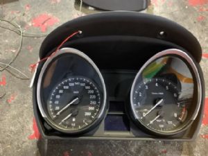 BMW Z Series E89 Z4 E89 2009-2016 Speedo
