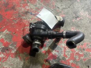 BMW Z Series E89 Z4 E89 2009-2016 Thermostat Housing