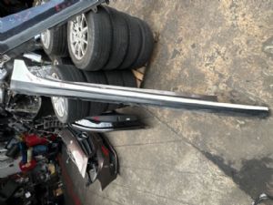 Maserati Ghibli M157 2013-2017 R Side Skirt