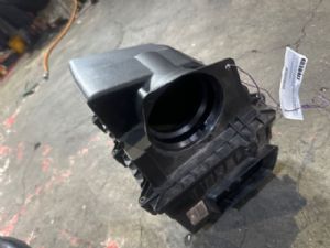 Jaguar F-Pace X761 2016-on Air Cleaner Assembly EFI Air Box