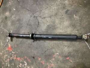 Jaguar F-Pace X761 2016-on Driveshaft / Mid Shaft