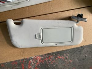 Jaguar F-Pace X761 2016-on RH Sunvisor