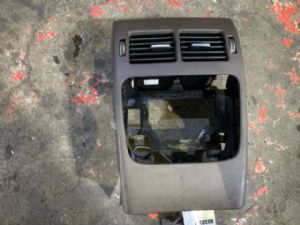 Jaguar F-Pace X761 2016-on Rear Air Conditioning Vent
