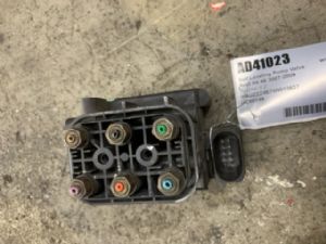 Audi A8 4E 2007-2009 Self Leveling Pump Valve