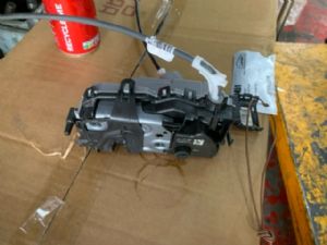 Peugeot 5008 2017-on RR Door Actuator