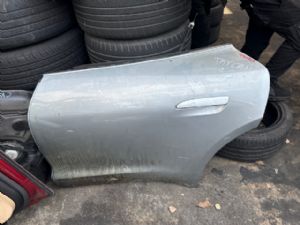Porsche Taycan 4s LR Door Regulator Motor
