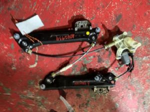 Porsche Taycan 4s RR Door Regulator Motor