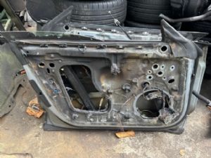 Porsche Taycan 4s LF Door Complete