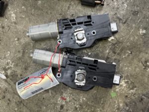 Peugeot 5008 2017-on Sun Roof Motor