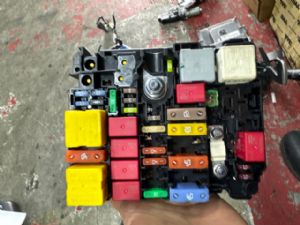 Peugeot 5008 2017-on Fuse Box
