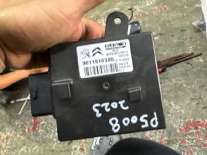 Peugeot 5008 2017-on Indicator Switch