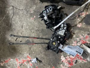 BMW Z Series E89 Z4 E89 2009-2016 R Roof Catch