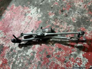 BMW Z Series E89 Z4 E89 2009-2016 Front Wiper Motor