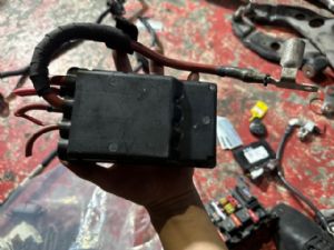 Mini Cooper One F56 2014-2018 Battery Fuse Box