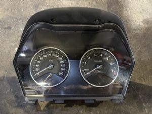 BMW 218i F22 2014-2016 Speedo