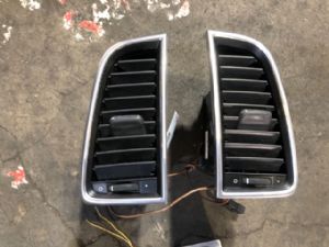 Porsche Panamera 970 2013-2016 Dash Vent Surround Centre