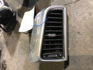 Porsche Panamera 970 2013-2016 RR Window Air Vent