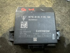 Porsche Panamera 970 2013-2016 Gateway Control Module