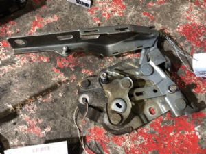 Porsche Taycan 4s R Bonnet Hinge 