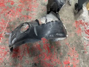 Jaguar F-Pace X761 2016-on LF Guard/Fender to Cowl Side Seal