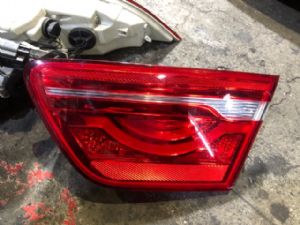 Jaguar XE Series X760 2017-2020 R Boot Light