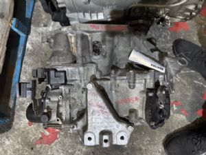 Volkswagen Caddy Type 2K 2010-2015 Automatic Transmission