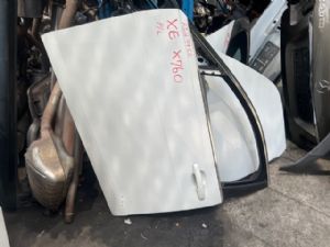Jaguar XE Series X760 2015-2017 LF Door Complete
