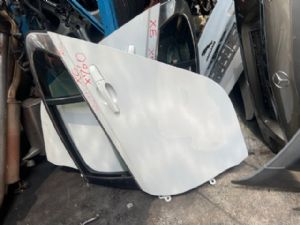 Jaguar XE Series X760 2015-2017 LR Door Actuator