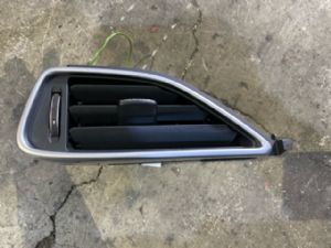 Jaguar XE Series X760 2017-2020 Dash Vent Surround LH