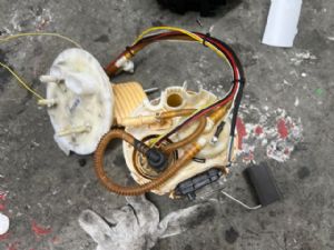 Jaguar XE Series X760 2015-2017 Electric Fuel Pump