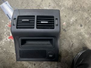 Jaguar XE Series X760 2015-2017 Rear Air Conditioning Vent