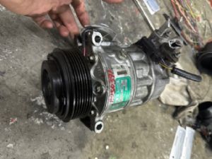 Jaguar XE Series X760 2015-2017 Air Cond Compressor