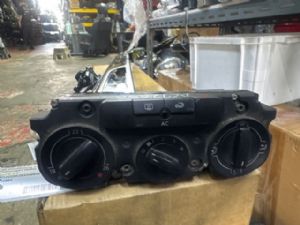 Volkswagen Caddy Type 2K 2003-2009 Air Conditioning Switch
